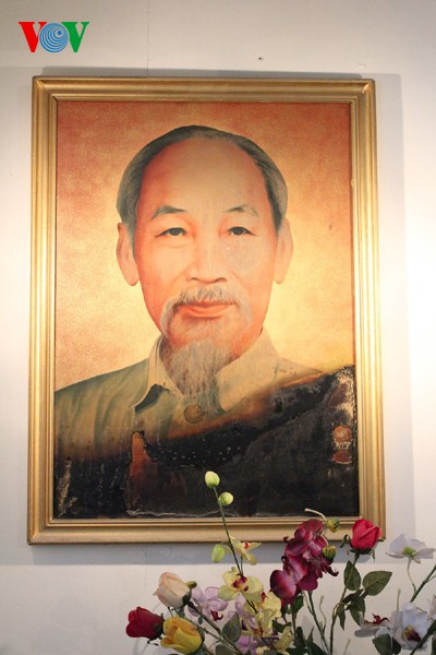 Burnt painting of Ho Chi Minh preserved in France - ảnh 1